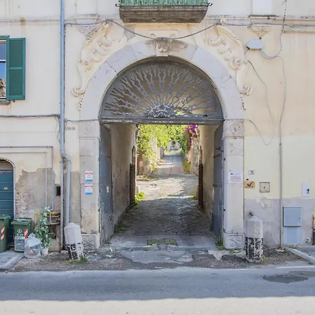 Al Borgo - With Private Garden * Salerno