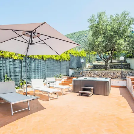 Al Borgo - With Private Garden Lejlighed *